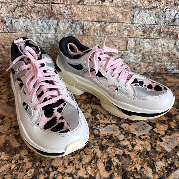 BrandBlack Saga 130 Sneaker - Picture 1 of 10